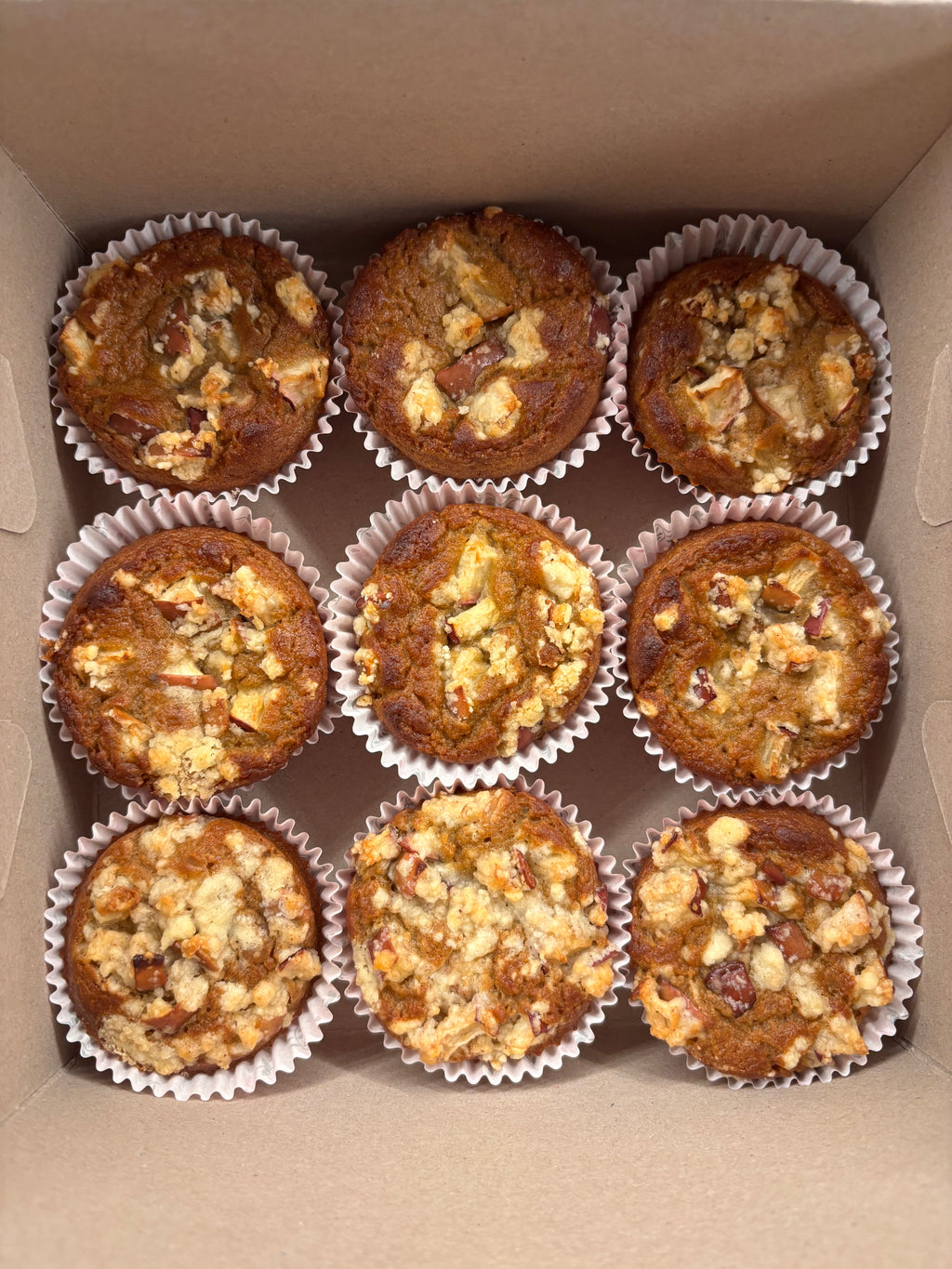 Apple crumble muffin